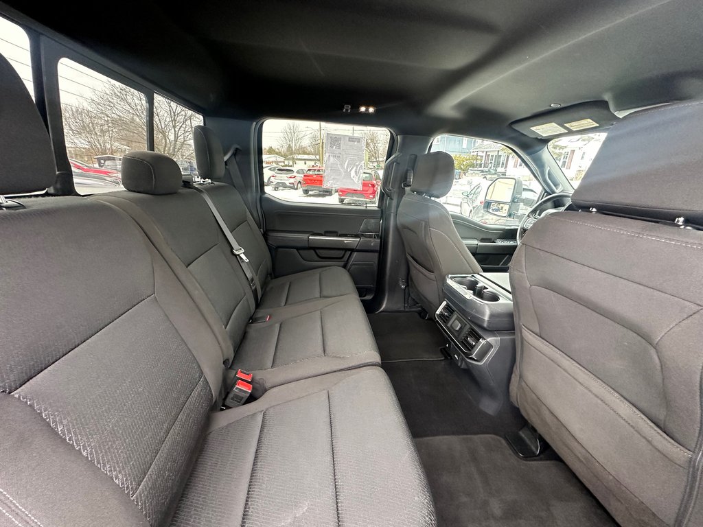 Ford F-150 XLT SPORT 4X4 CREW V6 3.5L 2023 à St-Jean-Sur-Richelieu, Québec - 15 - w1024h768px