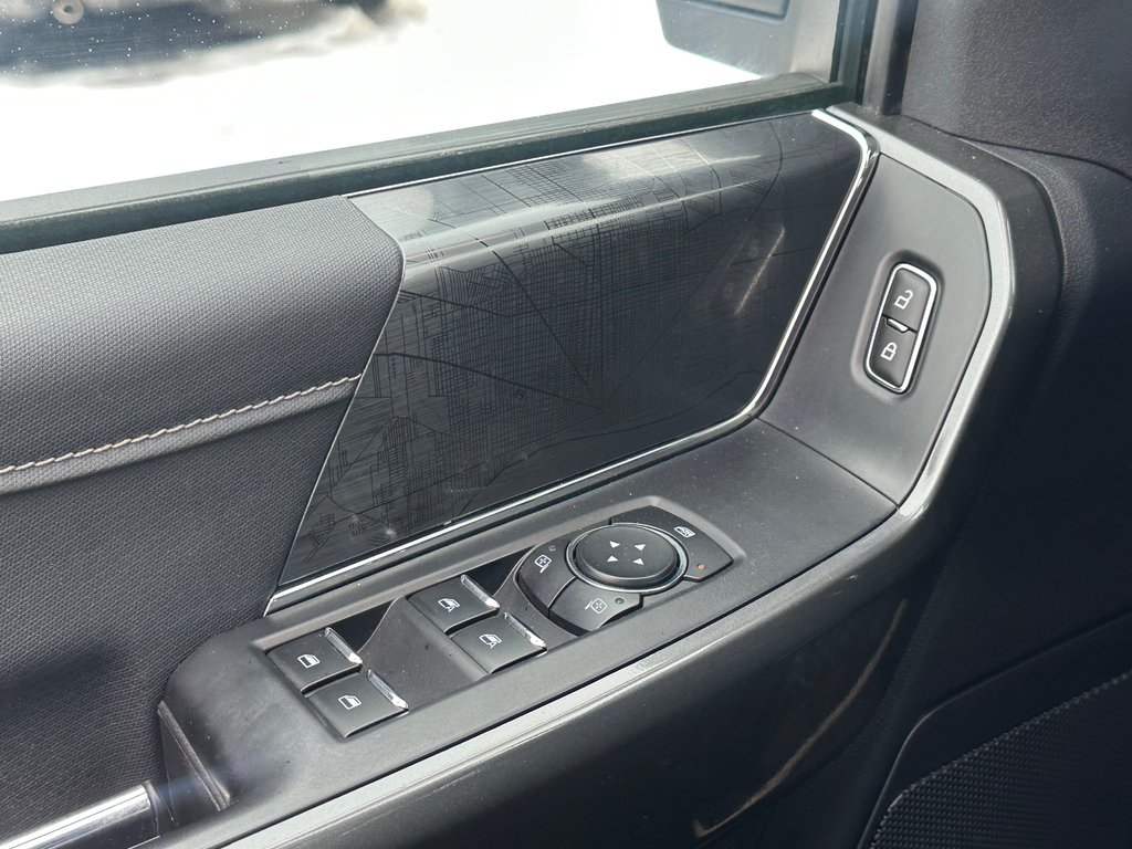 Ford F-150 XLT SPORT 4X4 CREW V6 3.5L 2023 à St-Jean-Sur-Richelieu, Québec - 24 - w1024h768px