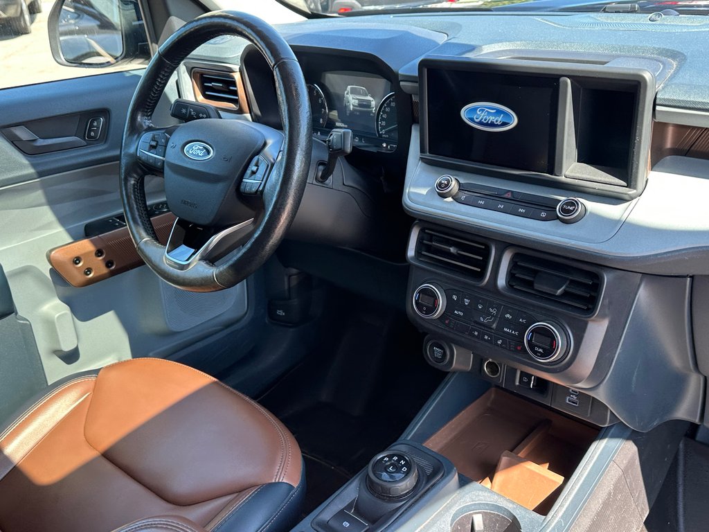2022 Ford Maverick LARIAT LUXURY CUIR AWD in St-Jean-Sur-Richelieu, Quebec - 3 - w1024h768px