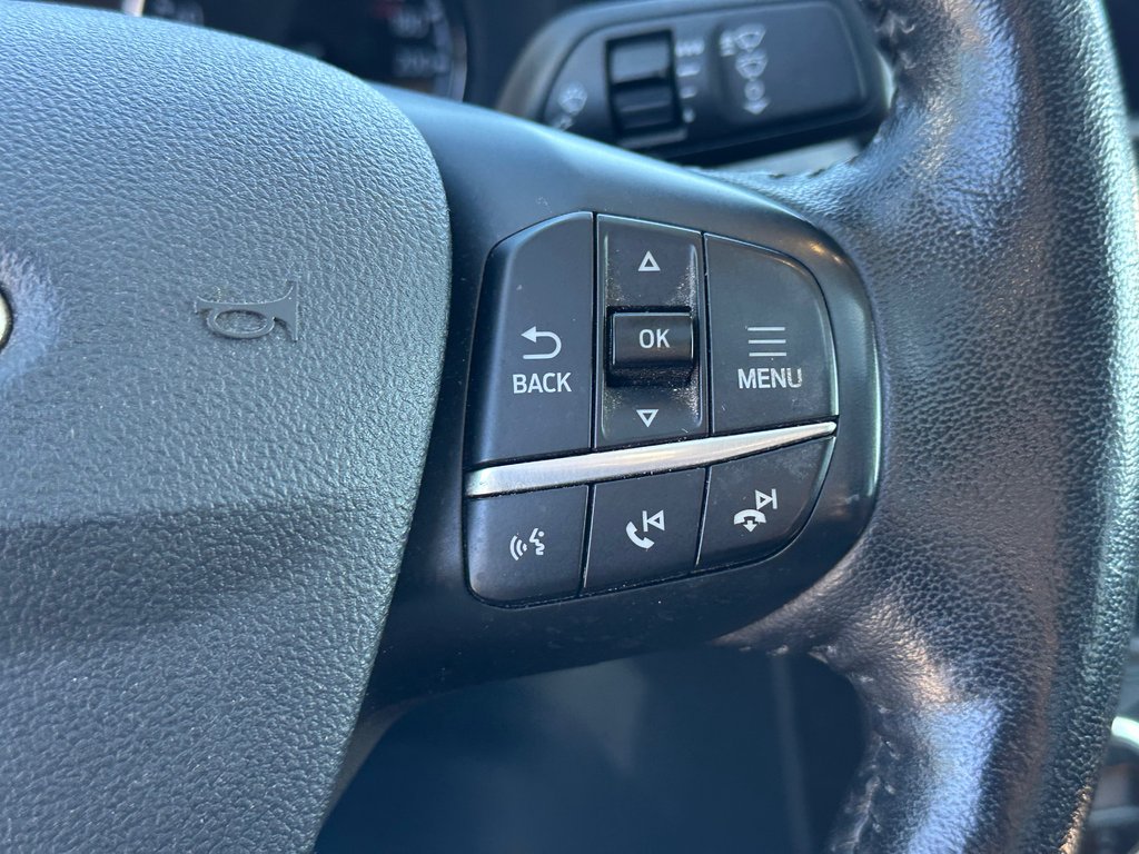 2022 Ford Maverick LARIAT LUXURY CUIR AWD in St-Jean-Sur-Richelieu, Quebec - 18 - w1024h768px
