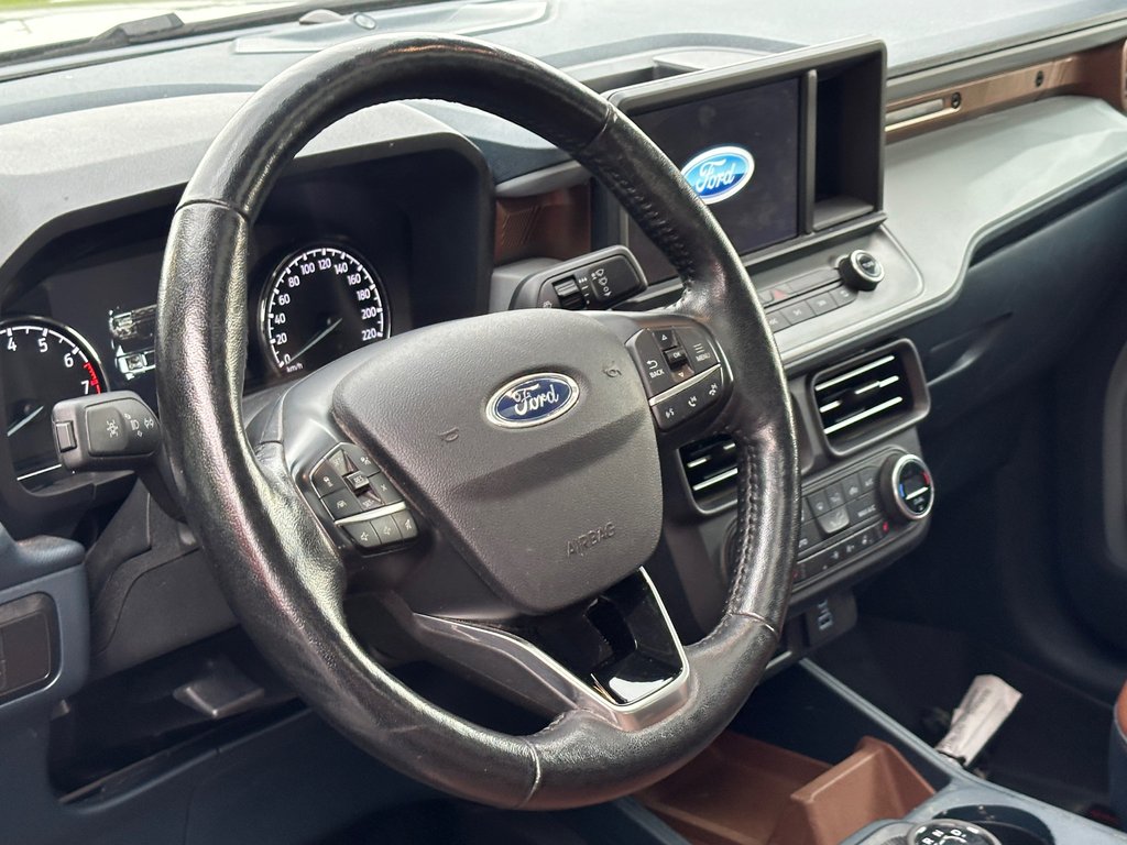 2022 Ford Maverick LARIAT LUXURY CUIR AWD in St-Jean-Sur-Richelieu, Quebec - 4 - w1024h768px