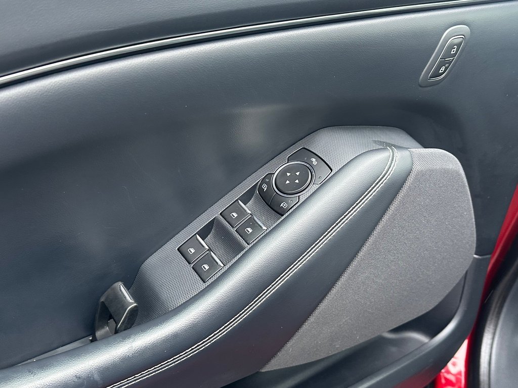 Ford Mustang Mach-E Select AWD CUIR SEULEMENT 048234 KM 2021 à St-Jean-Sur-Richelieu, Québec - 17 - w1024h768px