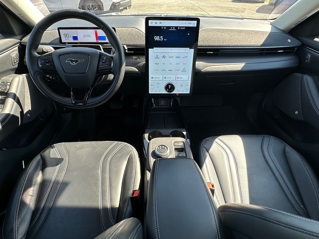 2021 Ford Mustang Mach-E Premium AWD CUIR TOIT PANORAMIQUE in St-Jean-Sur-Richelieu, Quebec - 21 - w1024h768px