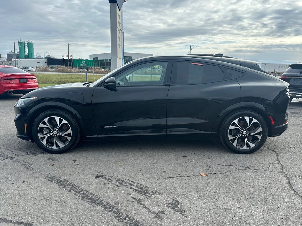Ford Mustang Mach-E Premium CUIR TOIT PANORAMIQUE NAVIGATION 2023 à St-Jean-Sur-Richelieu, Québec - 6 - w1024h768px