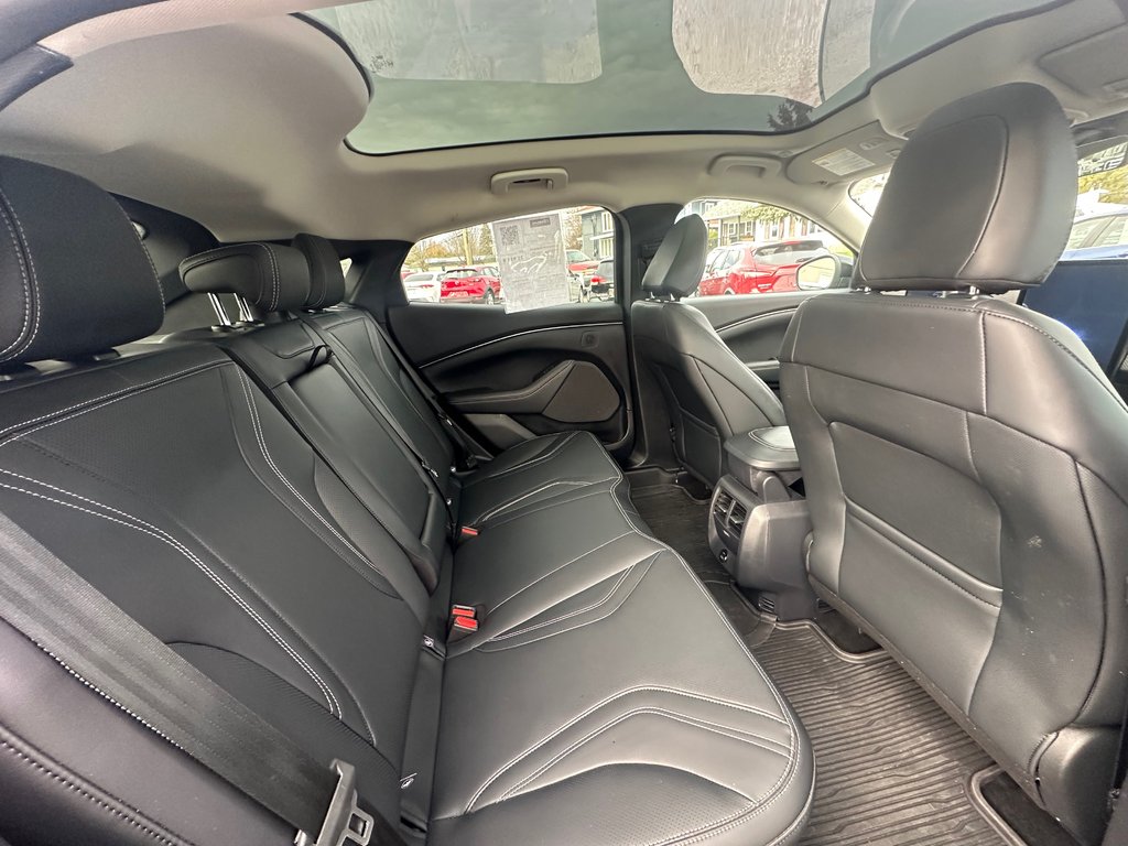 Ford Mustang Mach-E Premium CUIR TOIT PANORAMIQUE NAVIGATION 2023 à St-Jean-Sur-Richelieu, Québec - 15 - w1024h768px