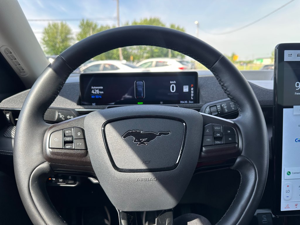 2023 Ford Mustang Mach-E Premium AWD GROSSE BATTERIE in St-Jean-Sur-Richelieu, Quebec - 17 - w1024h768px