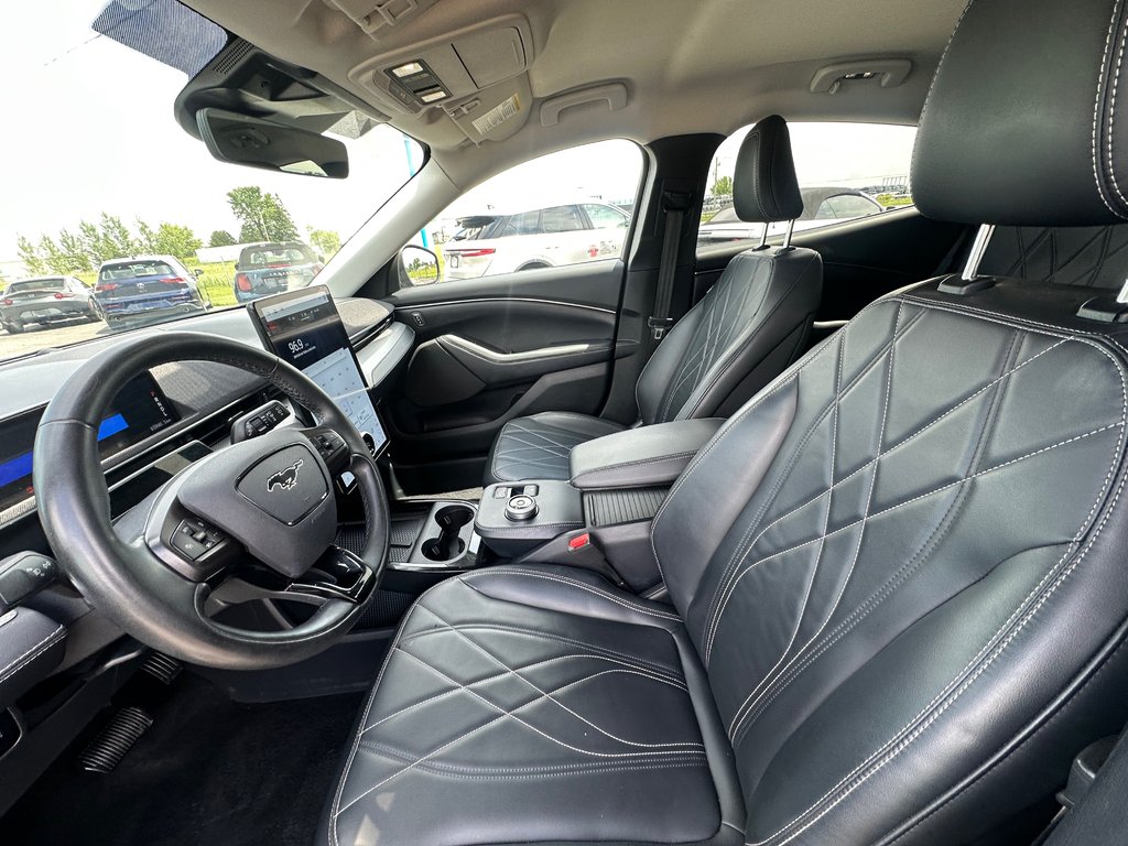 2023 Ford Mustang Mach-E Select AWD CUIR NAVIGATION in St-Jean-Sur-Richelieu, Quebec - 18 - w1024h768px