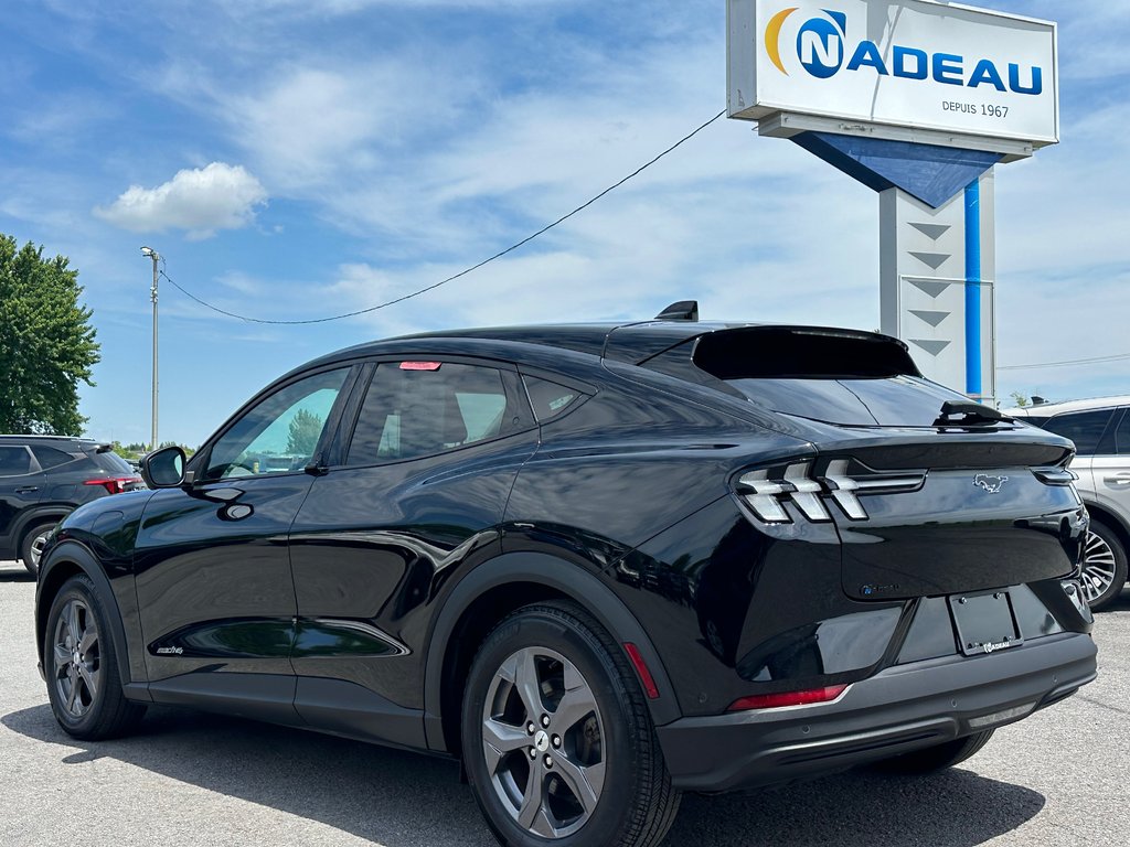 2023 Ford Mustang Mach-E Select AWD CUIR NAVIGATION in St-Jean-Sur-Richelieu, Quebec - 7 - w1024h768px