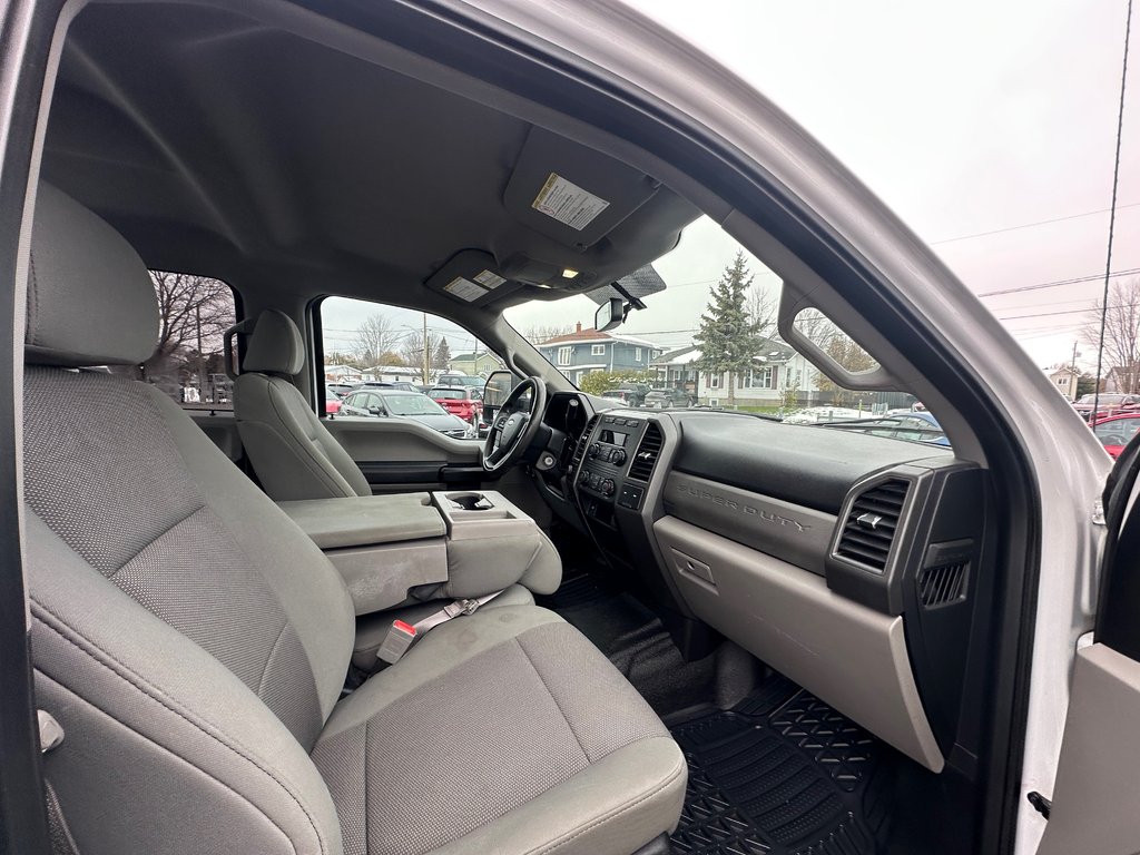 2018 Ford Super Duty F-250 SRW F250 POWERSTOKE DIESEL 6.7 BOITE 8 PIEDS in St-Jean-Sur-Richelieu, Quebec - 15 - w1024h768px