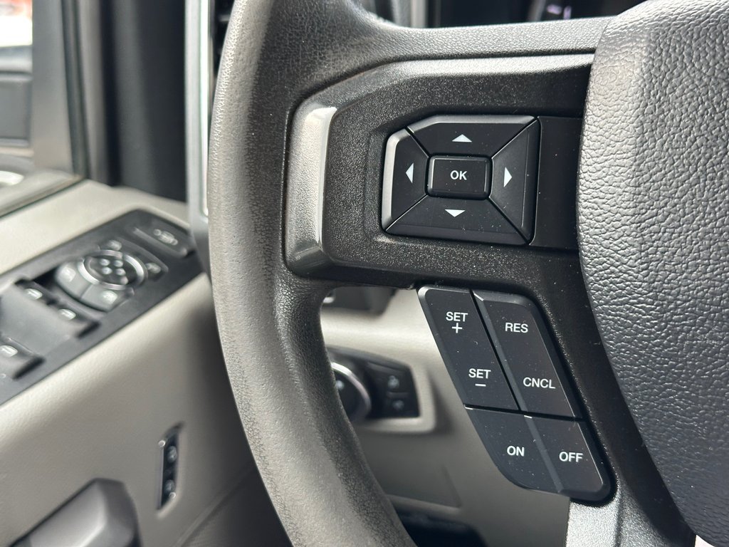 2021 Ford Super Duty F-250 SRW F250 XLT CREW 6.7L DIESEL BOITE 8 PIEDS in St-Jean-Sur-Richelieu, Quebec - 19 - w1024h768px