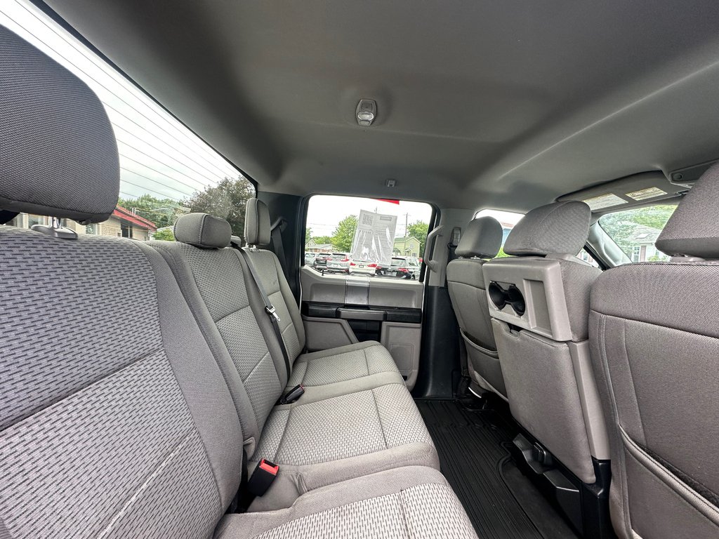 2021 Ford Super Duty F-250 SRW F250 XLT CREW 6.7L DIESEL BOITE 8 PIEDS in St-Jean-Sur-Richelieu, Quebec - 13 - w1024h768px