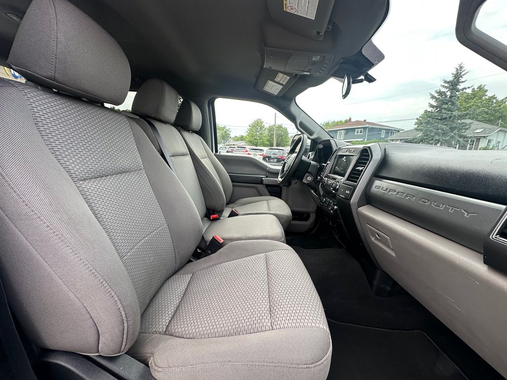 2021 Ford Super Duty F-250 SRW F250 XLT CREW 6.7L DIESEL BOITE 8 PIEDS in St-Jean-Sur-Richelieu, Quebec - 12 - w1024h768px