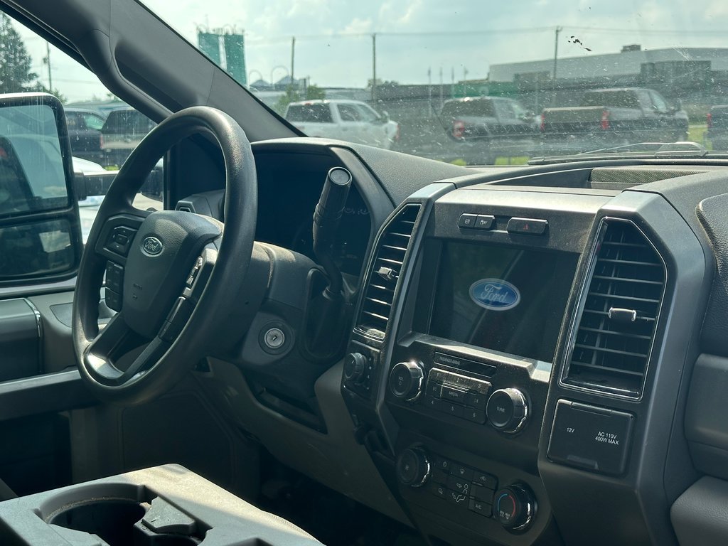 2022 Ford Super Duty F-250 SRW XLT SPORT 4X4 BOITE DE 8 PIEDS in St-Jean-Sur-Richelieu, Quebec - 7 - w1024h768px