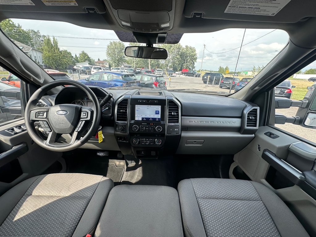 Ford Super Duty F-250 SRW XLT 4X4 FX4 DIESEL SEULEMENT 062502 KM 2022 à St-Jean-Sur-Richelieu, Québec - 14 - w1024h768px