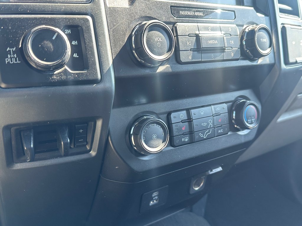 2022 Ford Super Duty F-250 SRW XLT 4X4 FX4 DIESEL SEULEMENT 062502 KM in St-Jean-Sur-Richelieu, Quebec - 18 - w1024h768px