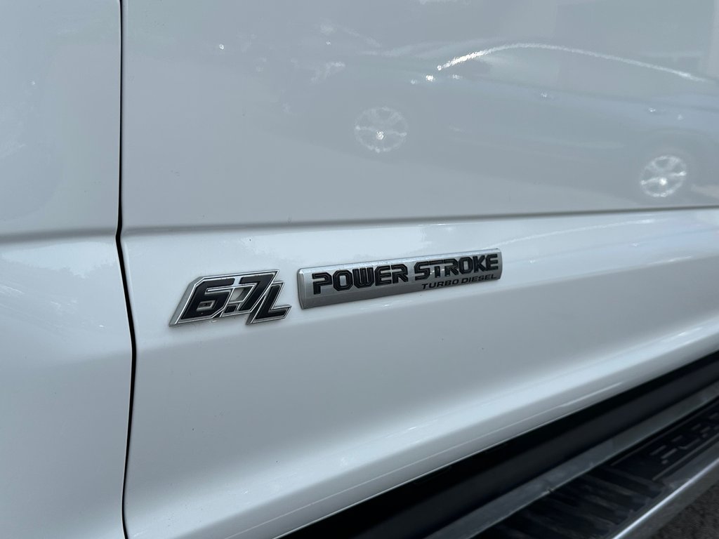 2022 Ford Super Duty F-250 SRW XLT 4X4 FX4 DIESEL SEULEMENT 079179 KM in St-Jean-Sur-Richelieu, Quebec - 9 - w1024h768px