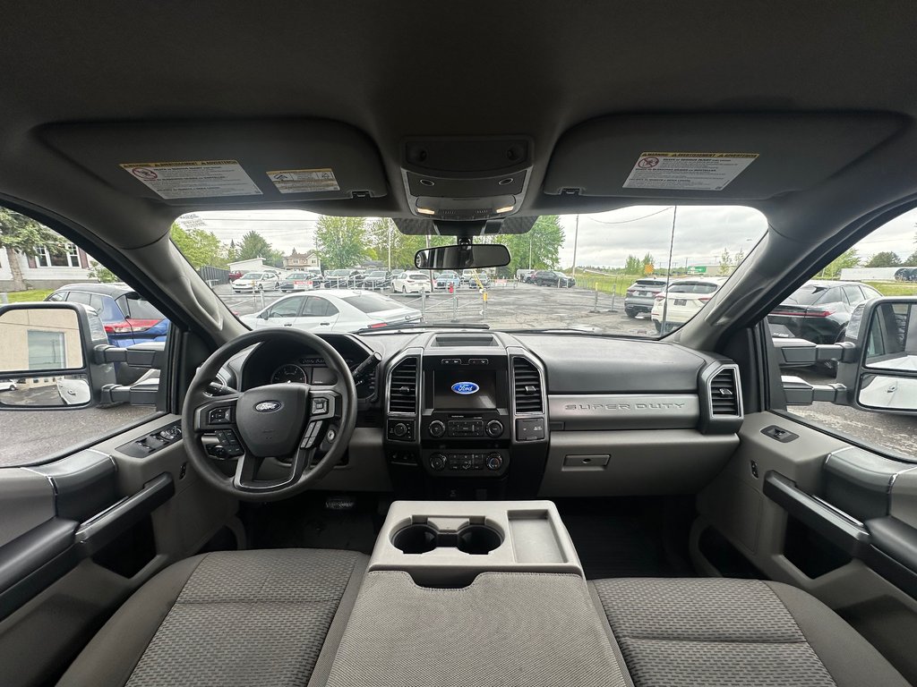 Ford Super Duty F-250 SRW XLT 4X4 FX4 DIESEL SEULEMENT 079179 KM 2022 à St-Jean-Sur-Richelieu, Québec - 14 - w1024h768px