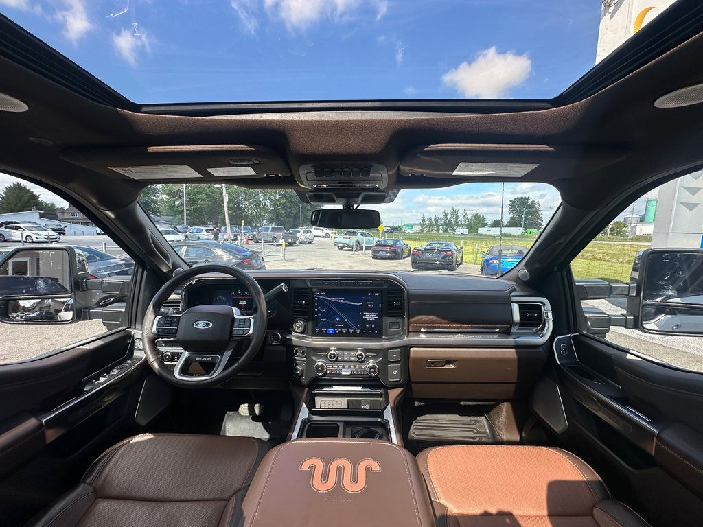 2023 Ford Super Duty F-250 SRW F250 KING RANCH 4X4 CREW 6.7L DIESEL TOIT PANO in St-Jean-Sur-Richelieu, Quebec - 20 - w1024h768px