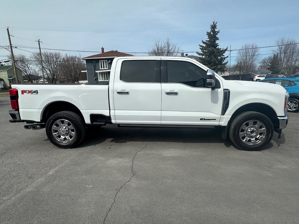 2023 Ford Super Duty F-250 SRW F250 KING RANCH 4X4 CREW 6.7L DIESEL TOIT PANO in St-Jean-Sur-Richelieu, Quebec - 7 - w1024h768px