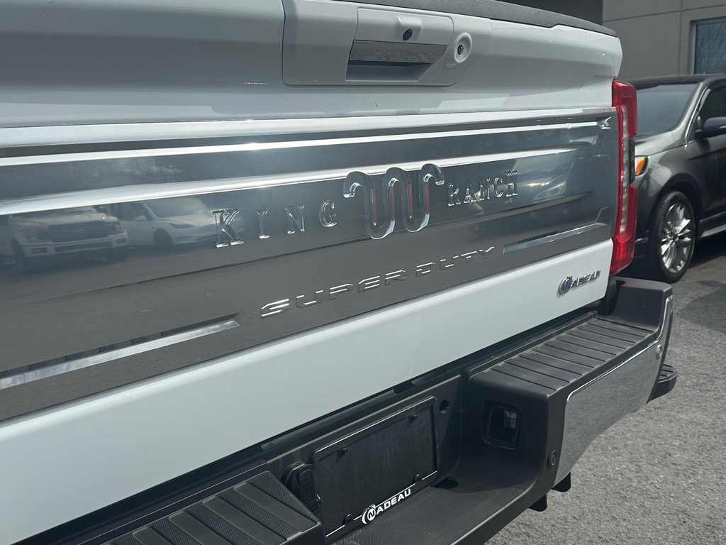 2023 Ford Super Duty F-250 SRW F250 KING RANCH 4X4 CREW 6.7L DIESEL TOIT PANO in St-Jean-Sur-Richelieu, Quebec - 19 - w1024h768px