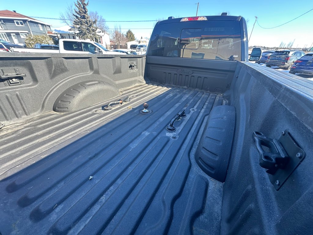 Ford Super Duty F-350 DRW LARIAT 4X4 CREW DIESEL DOUBLE ROUE 2021 à St-Jean-Sur-Richelieu, Québec - 14 - w1024h768px