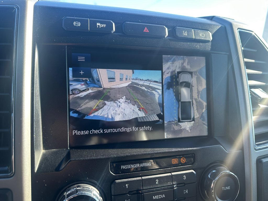 Ford Super Duty F-350 DRW LARIAT 4X4 CREW DIESEL DOUBLE ROUE 2021 à St-Jean-Sur-Richelieu, Québec - 21 - w1024h768px