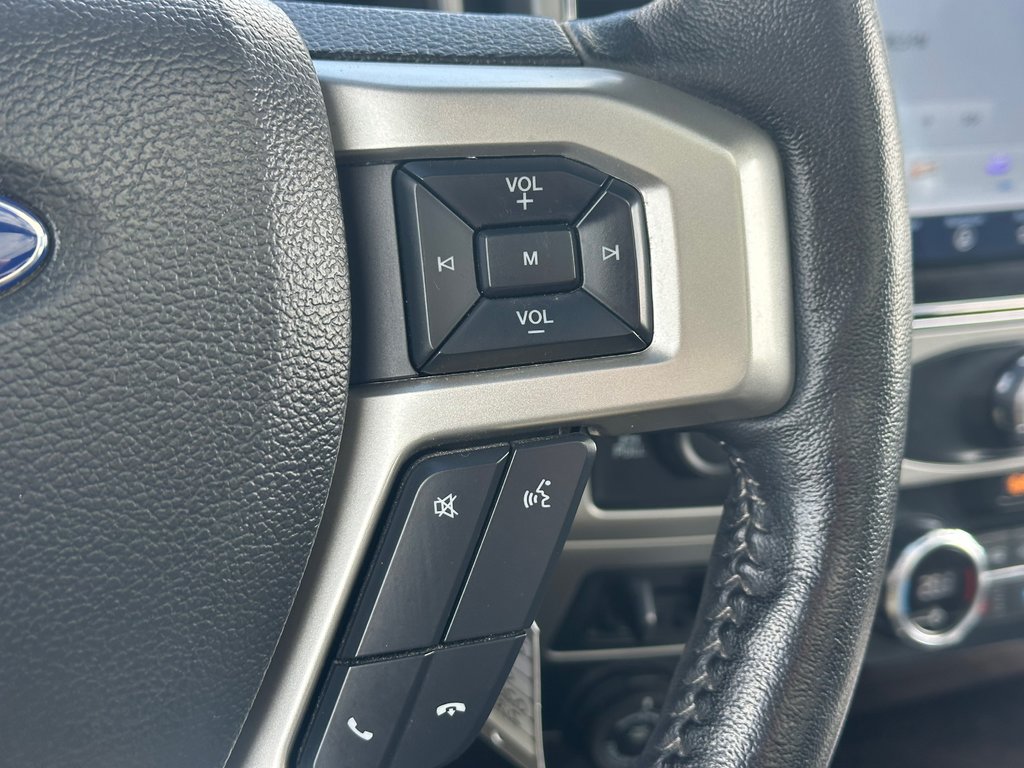 Ford Super Duty F-350 SRW F350 LARIAT CUIR NAVIGATION 4X4 POWERSTROKE 2022 à St-Jean-Sur-Richelieu, Québec - 26 - w1024h768px