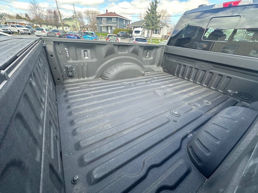 Ford Super Duty F-350 SRW F350 LARIAT CUIR NAVIGATION 4X4 POWERSTROKE 2022 à St-Jean-Sur-Richelieu, Québec - 20 - w1024h768px