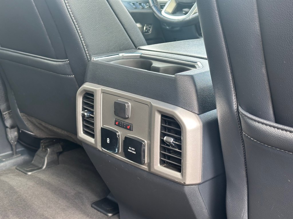 Ford Super Duty F-350 SRW F350 LARIAT CUIR NAVIGATION 4X4 POWERSTROKE 2022 à St-Jean-Sur-Richelieu, Québec - 17 - w1024h768px