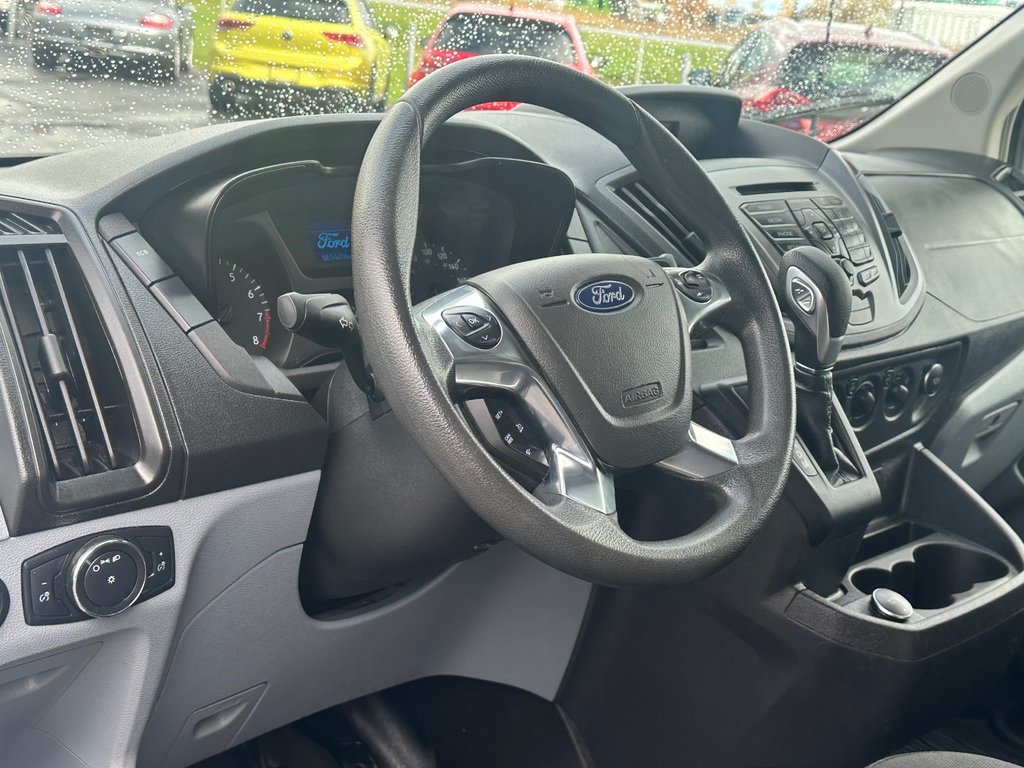 2019 Ford Transit Van 250 SEULEMENT 065302 KM in St-Jean-Sur-Richelieu, Quebec - 3 - w1024h768px