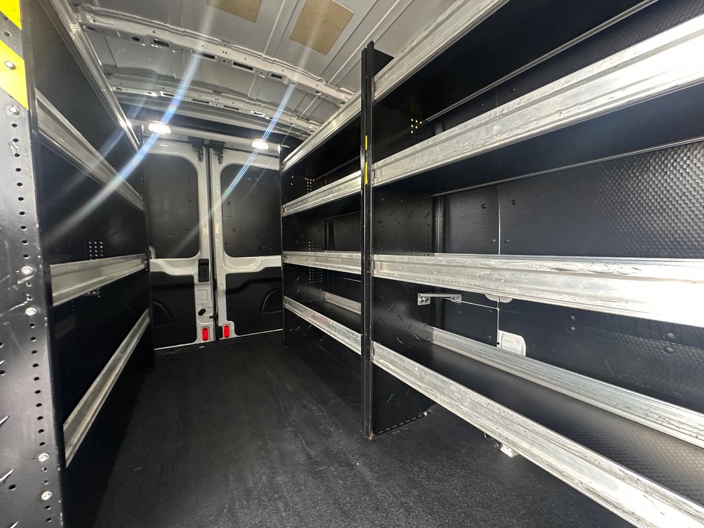 2019 Ford Transit Van 250 SEULEMENT 065302 KM in St-Jean-Sur-Richelieu, Quebec - 13 - w1024h768px