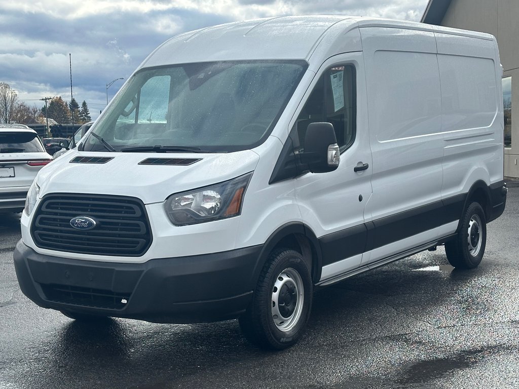 2019 Ford Transit Van 250 SEULEMENT 065302 KM in St-Jean-Sur-Richelieu, Quebec - 4 - w1024h768px