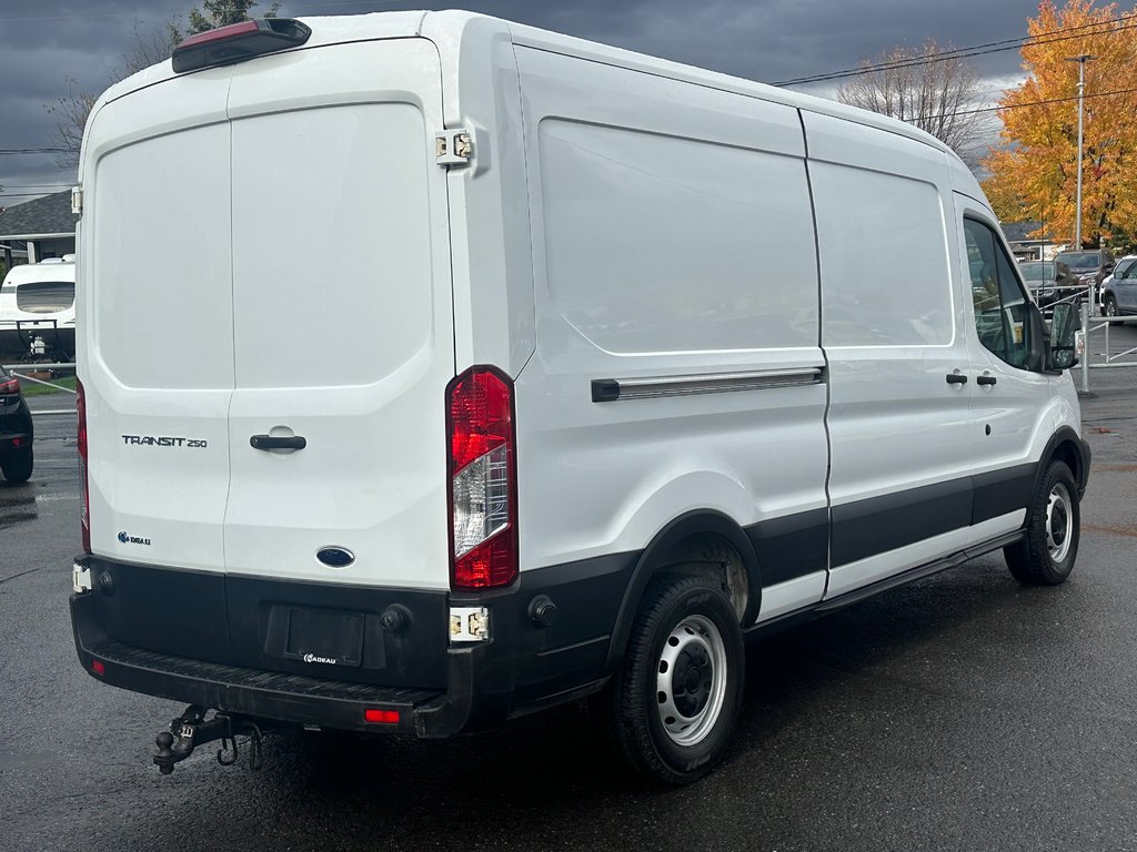 2019 Ford Transit Van 250 SEULEMENT 065302 KM in St-Jean-Sur-Richelieu, Quebec - 8 - w1024h768px