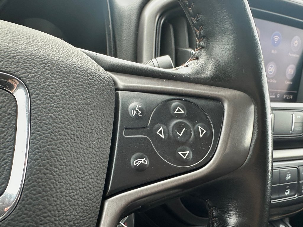 2022 GMC Canyon AT4 CUIR CREW 4X4 V6 3.6 in St-Jean-Sur-Richelieu, Quebec - 22 - w1024h768px