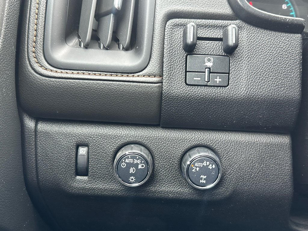 2022 GMC Canyon AT4 CUIR CREW 4X4 V6 3.6 in St-Jean-Sur-Richelieu, Quebec - 23 - w1024h768px