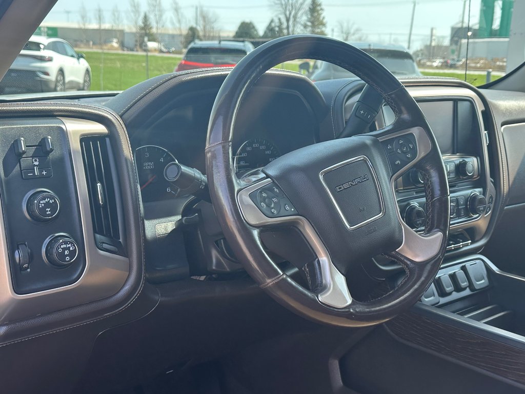 GMC Sierra 1500 Denali CUIR TOIT OUVRANT 4X4 2018 à St-Jean-Sur-Richelieu, Québec - 15 - w1024h768px