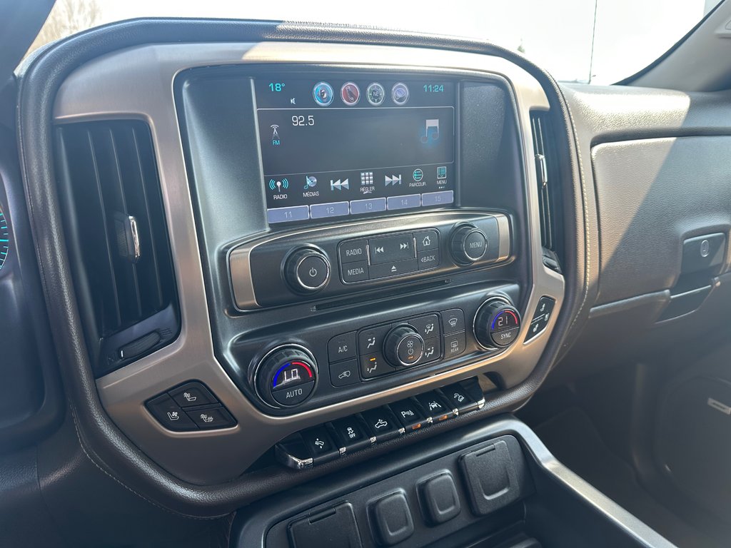 GMC Sierra 1500 Denali CUIR TOIT OUVRANT 4X4 2018 à St-Jean-Sur-Richelieu, Québec - 19 - w1024h768px