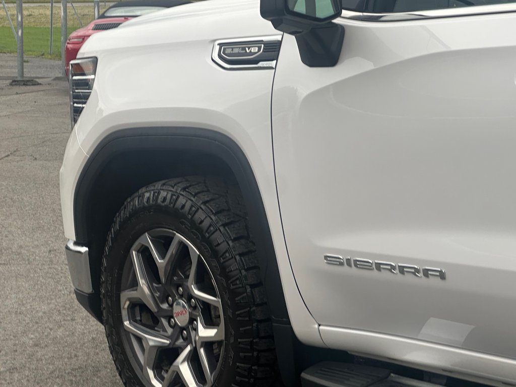 GMC Sierra 1500 SLT X31 4X4 CREW V8 5.3 2023 à St-Jean-Sur-Richelieu, Québec - 8 - w1024h768px