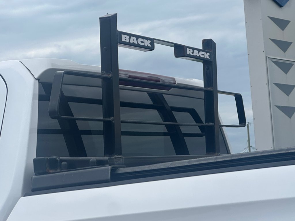 GMC Sierra 1500 SLT X31 4X4 CREW V8 5.3 2023 à St-Jean-Sur-Richelieu, Québec - 9 - w1024h768px