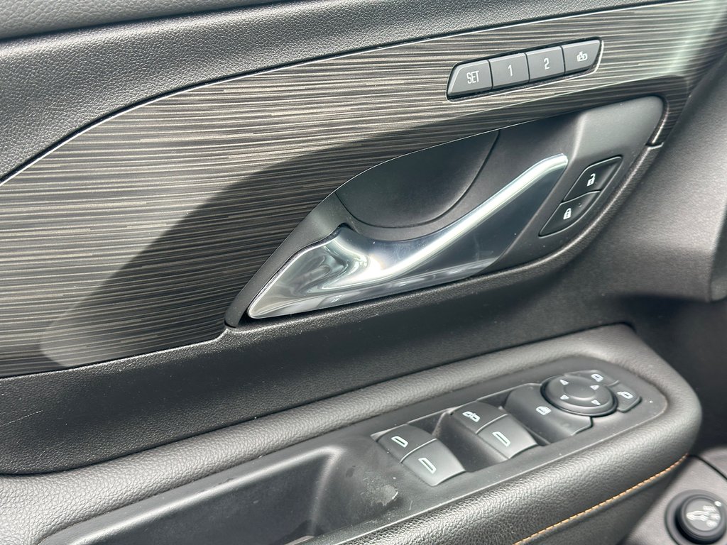 2018 GMC Terrain SLT Diesel CUIR SEULEMENT 063466 KM in St-Jean-Sur-Richelieu, Quebec - 19 - w1024h768px