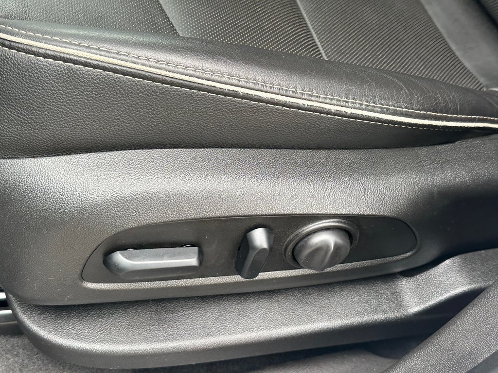 GMC Terrain Denali CUIR NAVIGATION AWD 2019 à St-Jean-Sur-Richelieu, Québec - 17 - w1024h768px