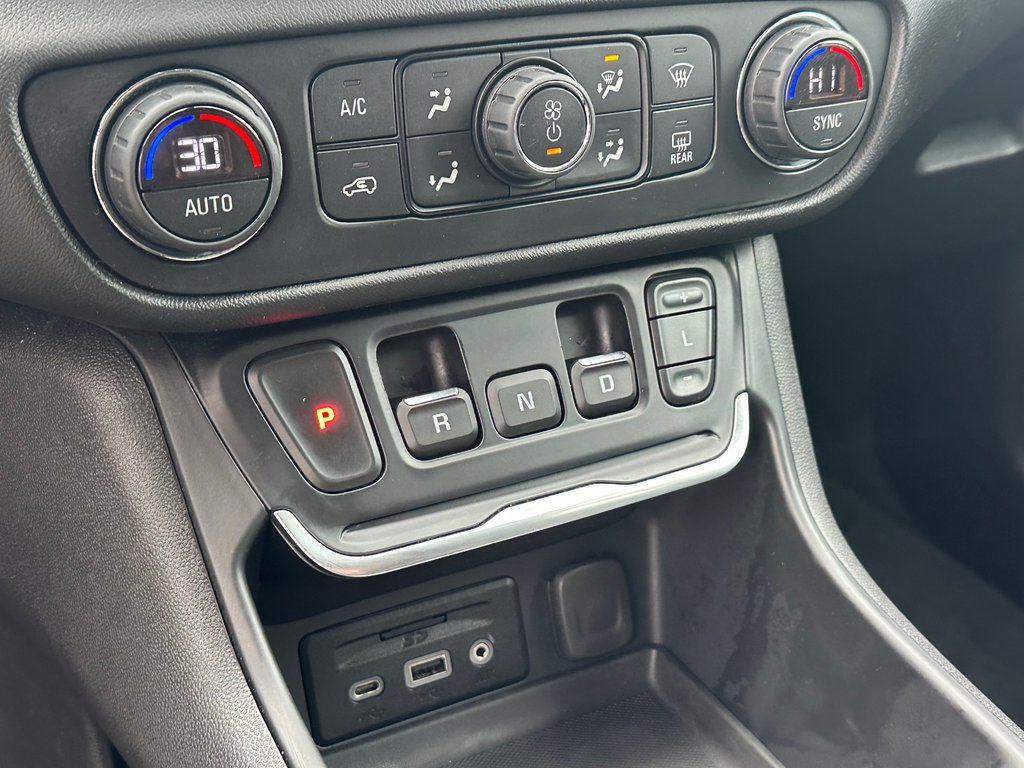 GMC Terrain Denali CUIR NAVIGATION AWD 2019 à St-Jean-Sur-Richelieu, Québec - 20 - w1024h768px