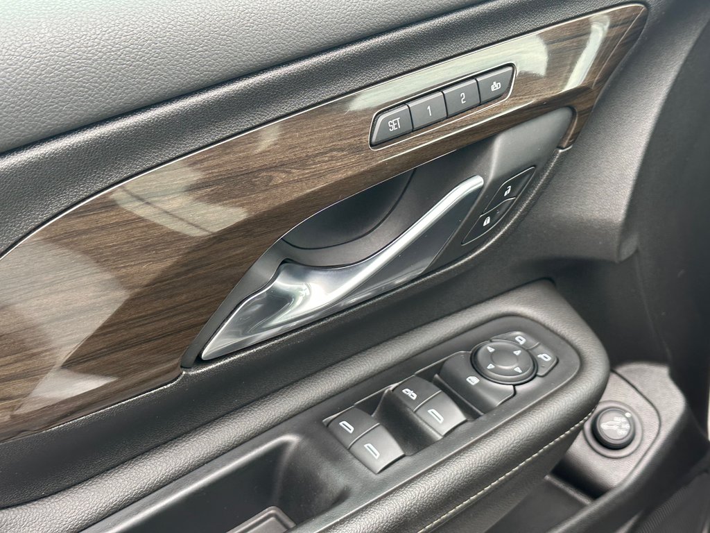 GMC Terrain Denali CUIR NAVIGATION AWD 2019 à St-Jean-Sur-Richelieu, Québec - 16 - w1024h768px