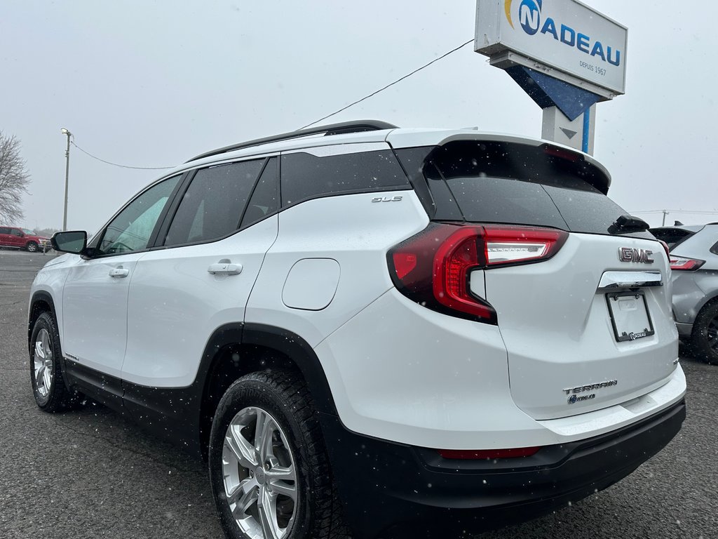 2022 GMC Terrain SLE AWD in St-Jean-Sur-Richelieu, Quebec - 8 - w1024h768px