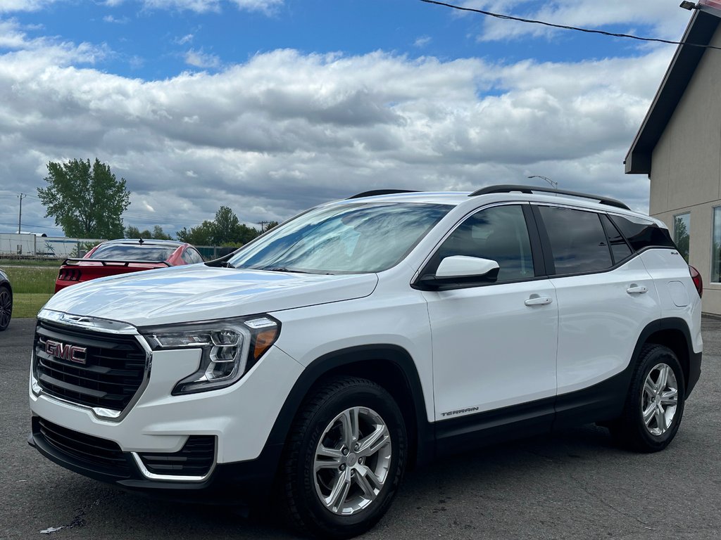 2022 GMC Terrain SLE AWD in St-Jean-Sur-Richelieu, Quebec - 8 - w1024h768px