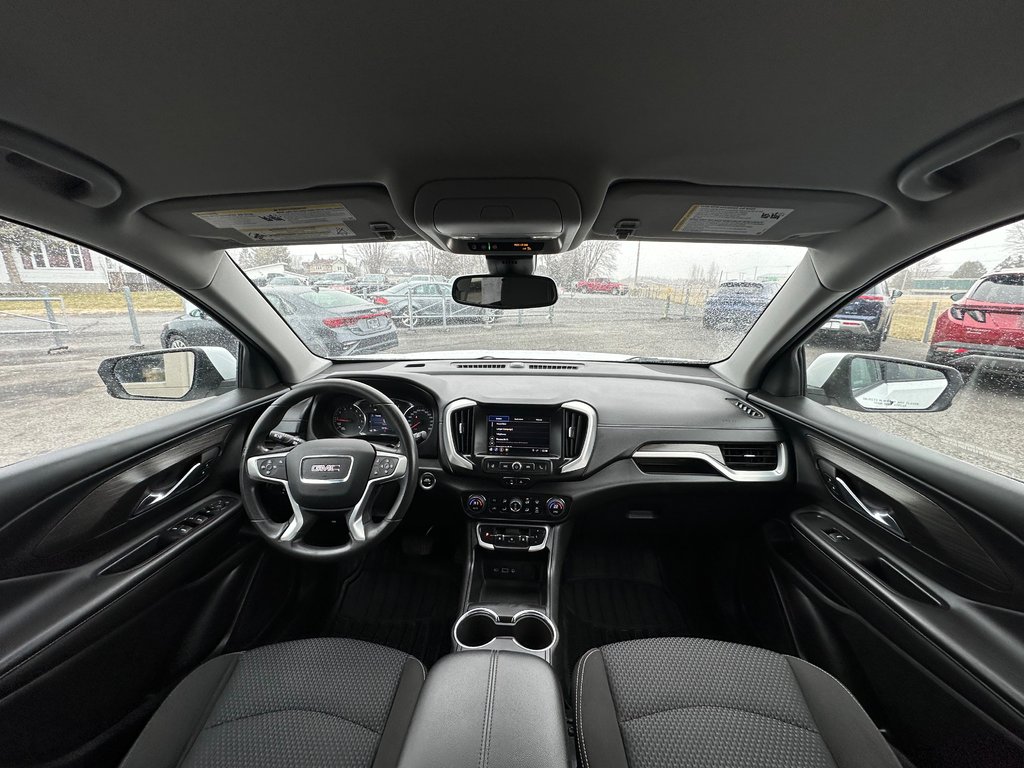 2022 GMC Terrain SLE AWD in St-Jean-Sur-Richelieu, Quebec - 13 - w1024h768px