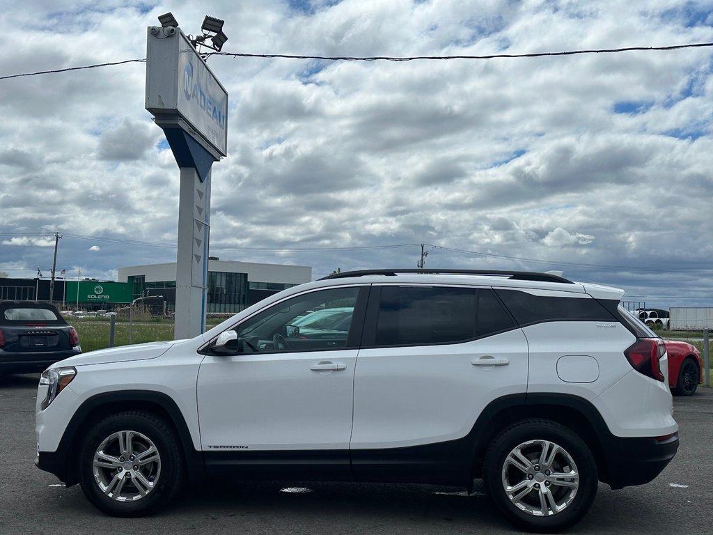 2022 GMC Terrain SLE AWD in St-Jean-Sur-Richelieu, Quebec - 7 - w1024h768px