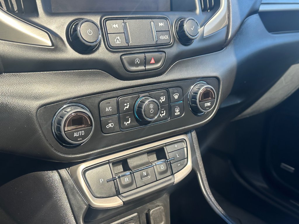 GMC Terrain Denali CUIR NAVIGATION TOIT PANORAMIQUE 2023 à St-Jean-Sur-Richelieu, Québec - 22 - w1024h768px