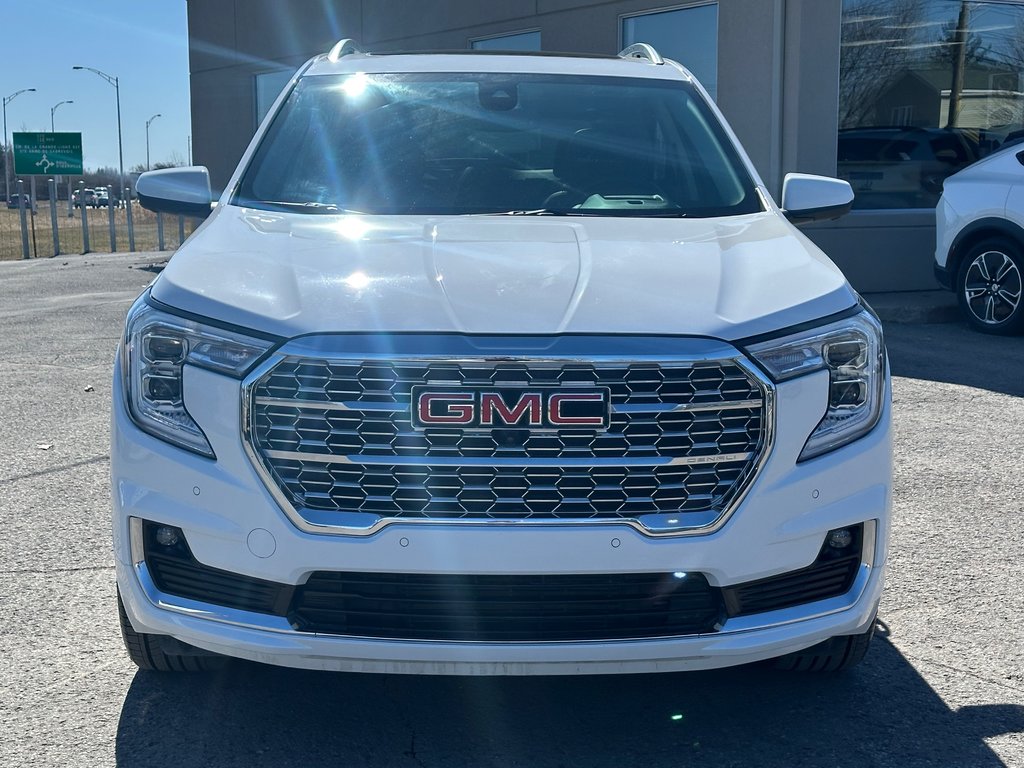 GMC Terrain Denali CUIR NAVIGATION TOIT PANORAMIQUE 2023 à St-Jean-Sur-Richelieu, Québec - 9 - w1024h768px