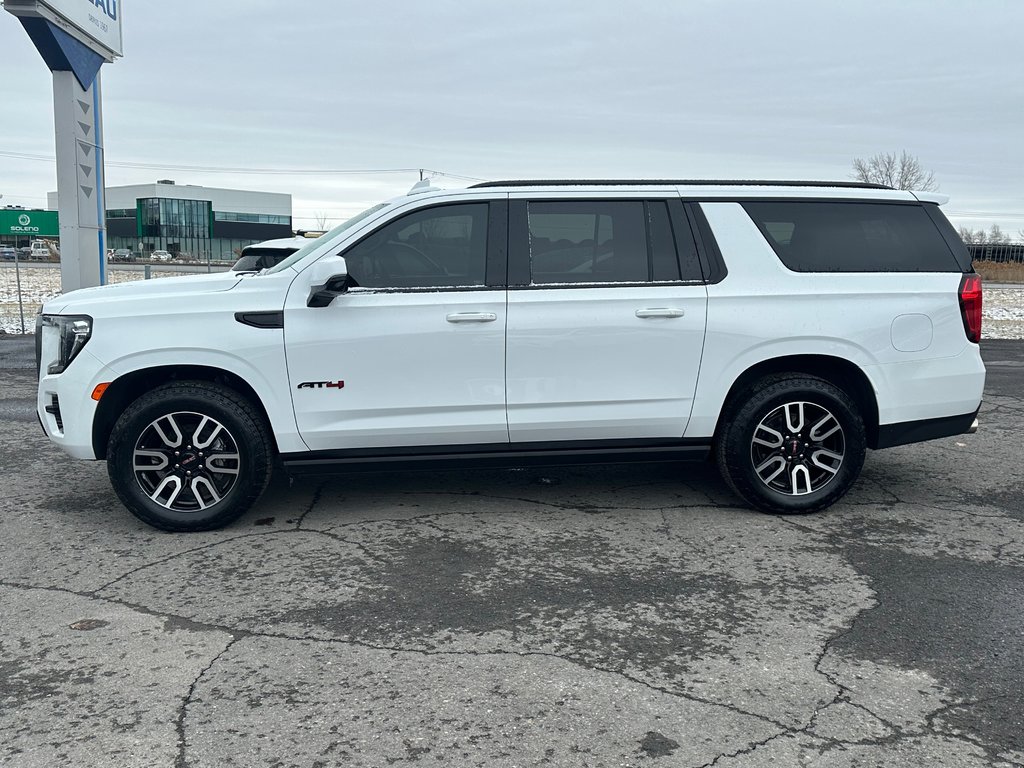 GMC Yukon XL AT4 CUIR TOIT PANORAMIQUE SEULEMENT 034772 KM 2022 à St-Jean-Sur-Richelieu, Québec - 6 - w1024h768px